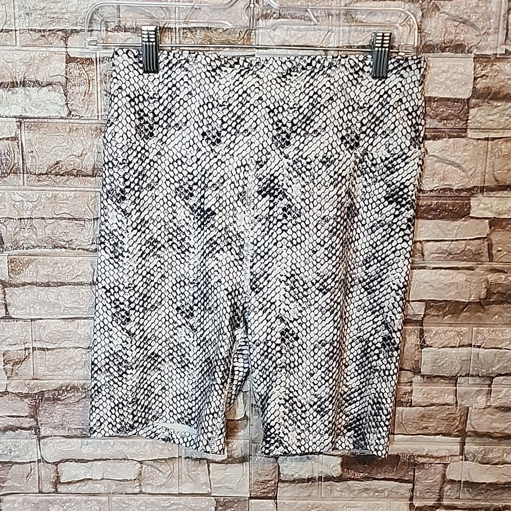 Balance Collection Black and White Bike Patterned Shorts